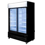 Aukstuma vitrīna Mega-M RICO i133 S-133 cm G-69 cm H-208 cm bīdāmās durvis N