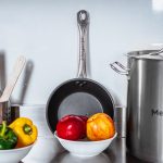 Mega-M panna ar nepiedegošu pārklājumu, diametrs 26 cm N