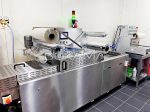 Automātiskā trauciņu aizkausēšanas iekārta BOKAMA GS300 DUAL VAC - Image 3